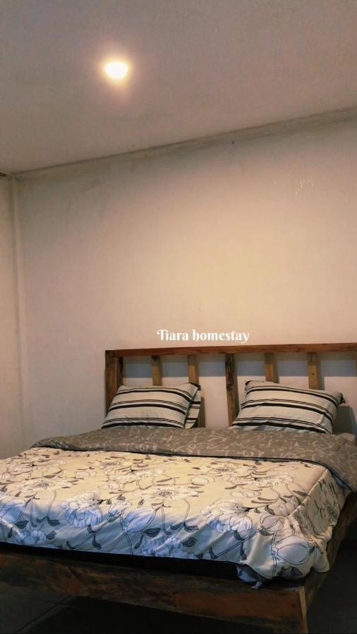 Tiara Homestay Plambi Buitenkant foto
